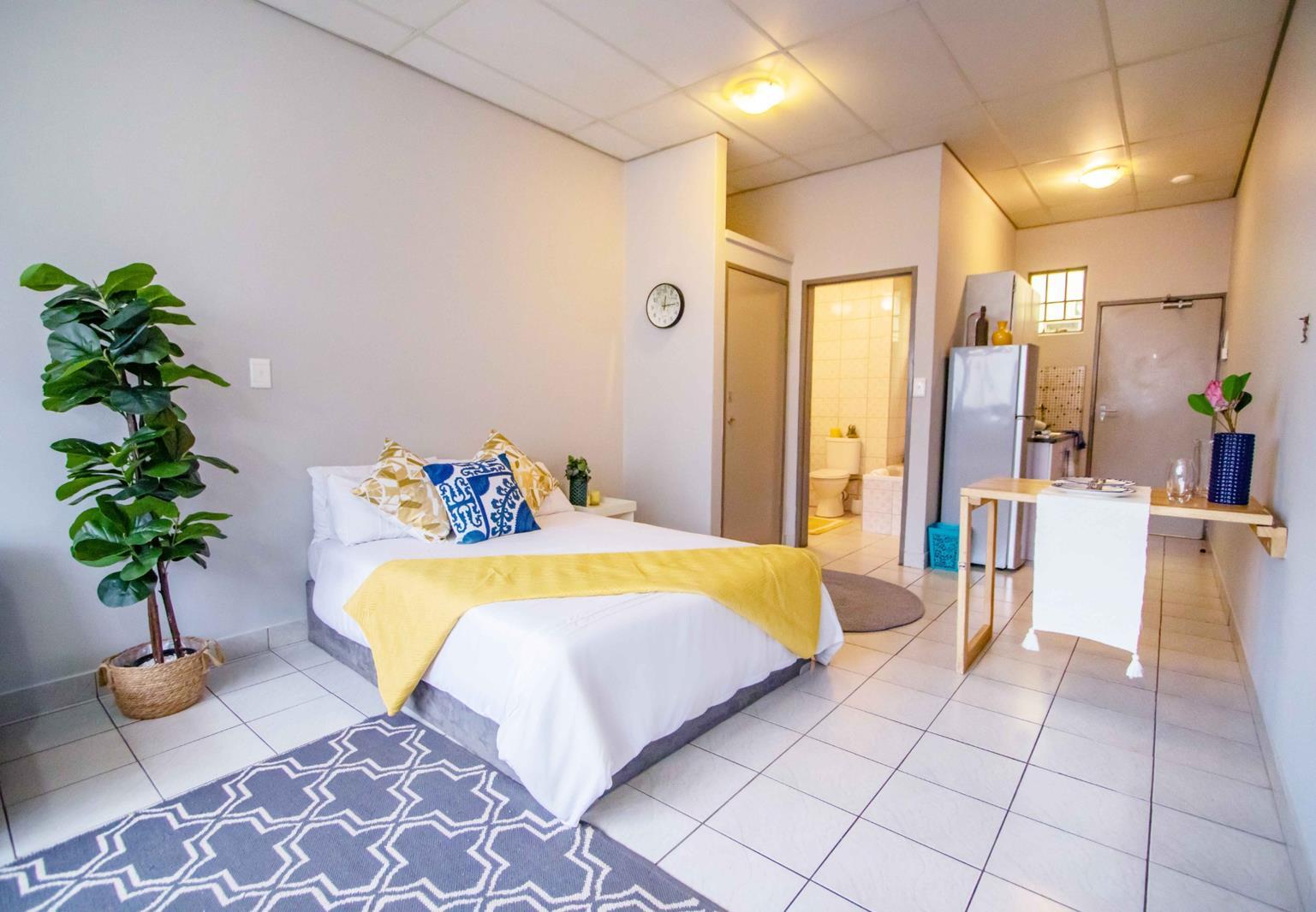 Studio Apartment in City & Suburban (Maboneng)