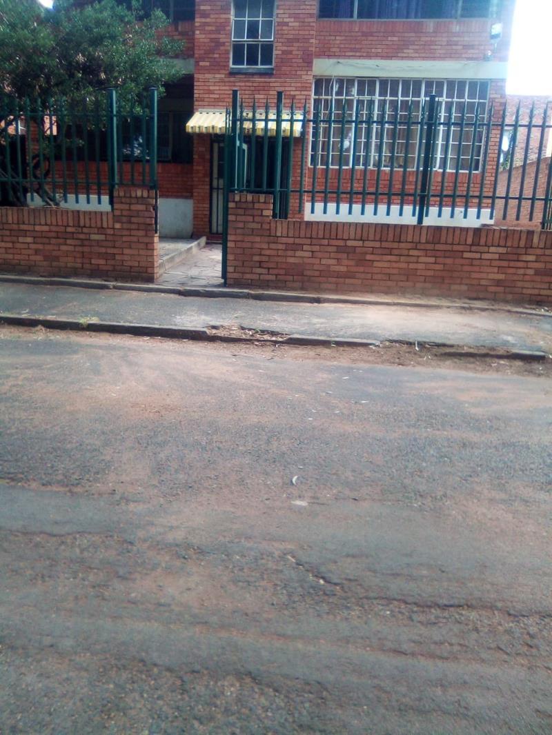 2 Bedroom Apartment in Rosettenville