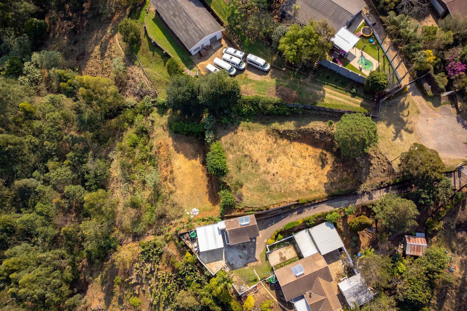 7 765 m² Land available in Bothas Hill