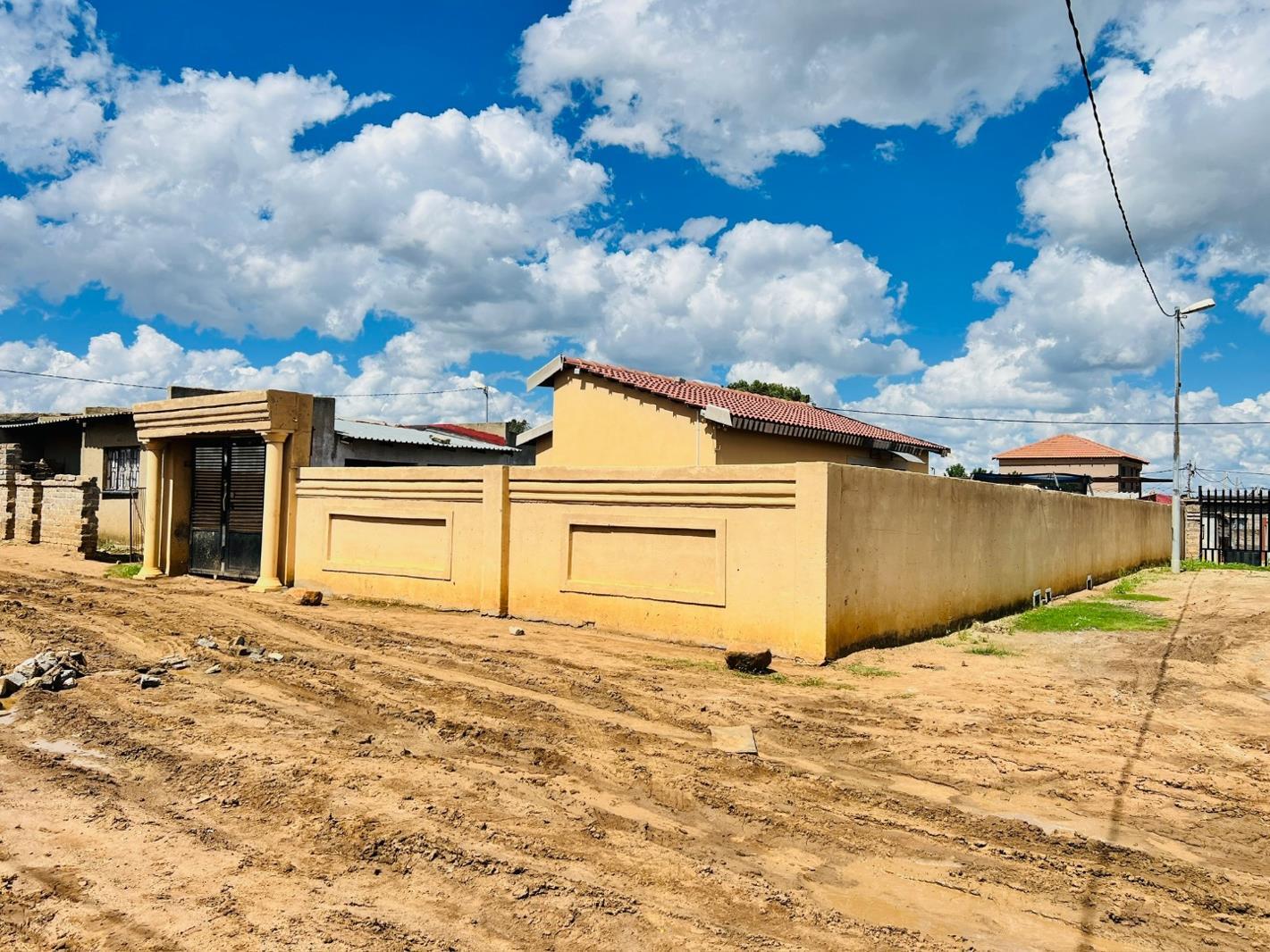 2 Bedroom House in Orange Farm