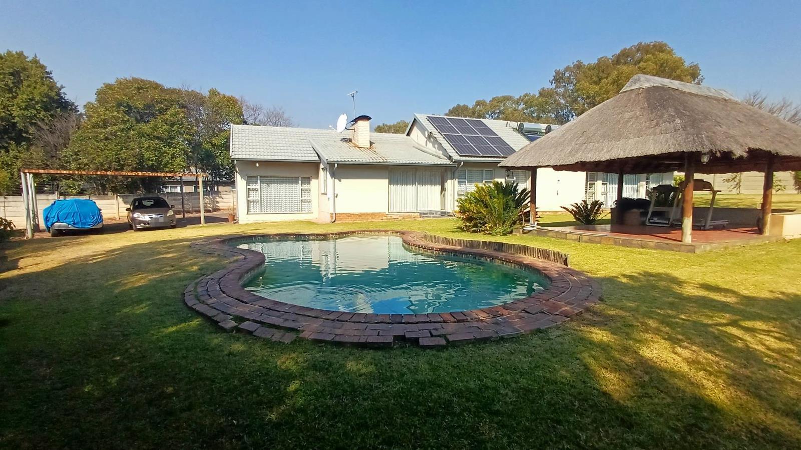 4 Bedroom House in President Ridge