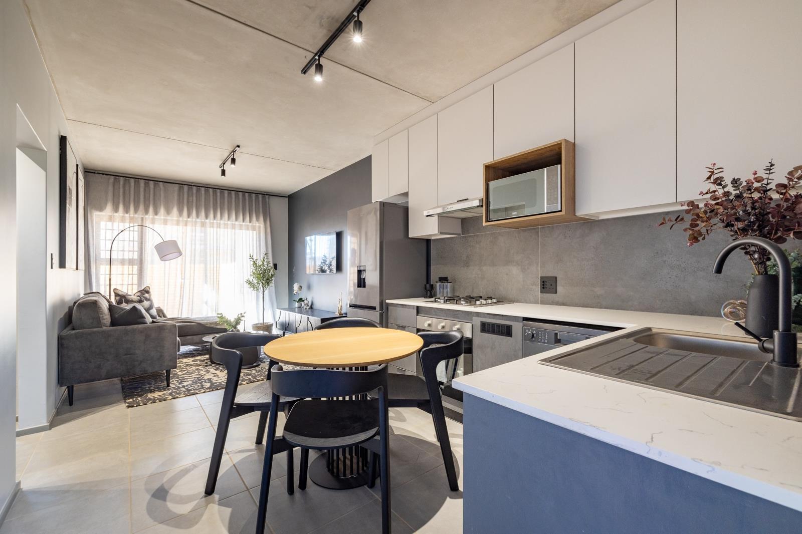 2 Bedroom Apartment in Waterkloof