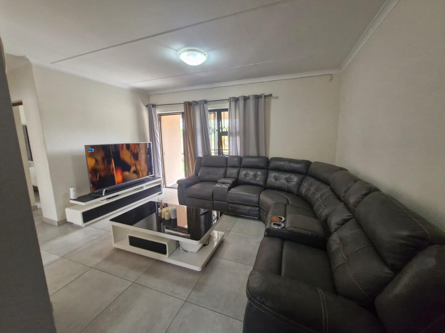 2 Bedroom Simplex in Montana