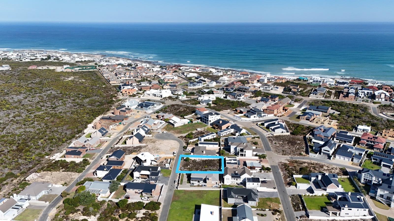600 m² Land available in Struisbaai