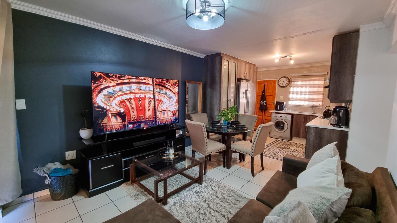 3 Bedroom Apartment in Witfield