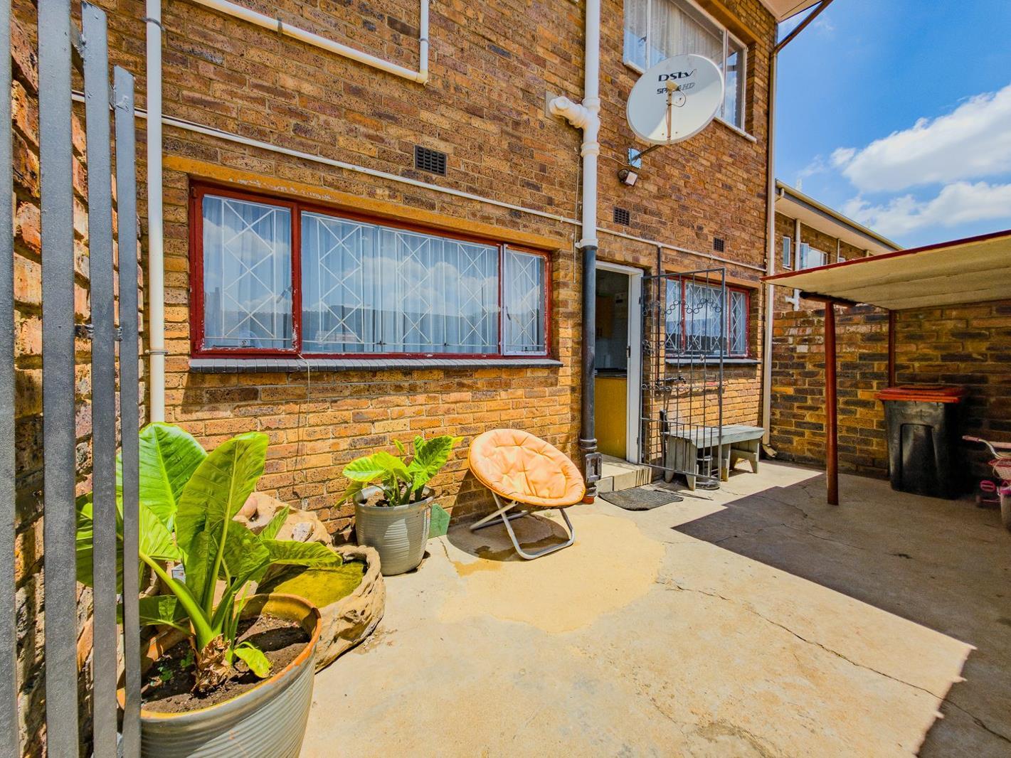 2 Bedroom Townhouse in Witfield