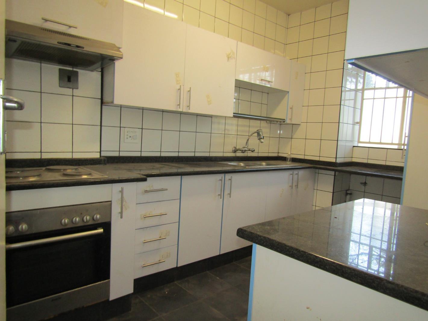 3 Bedroom Apartment in Parktown