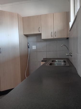 1.5 Bedroom Apartment in Eloffsdal