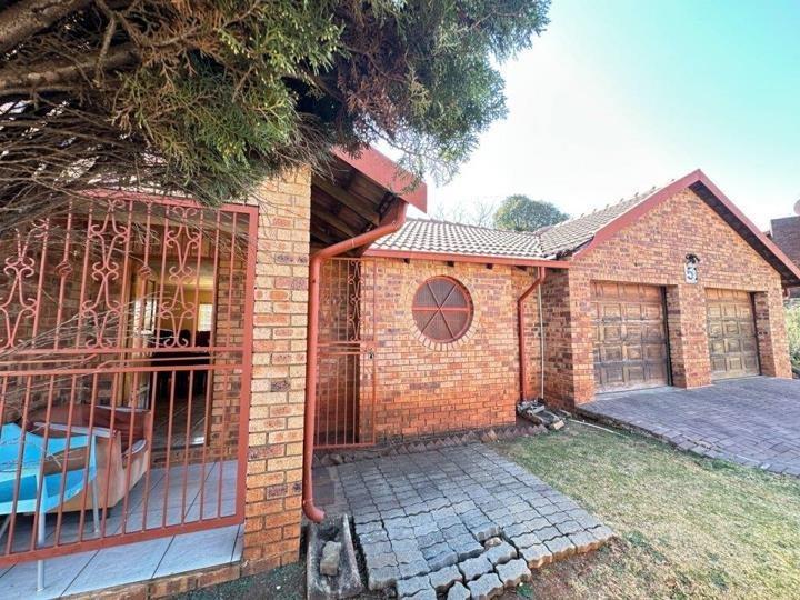 4 Bedroom House in Naturena