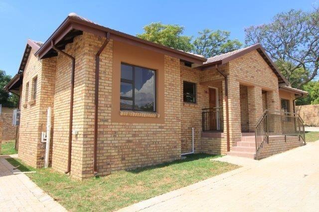 2 Bedroom Simplex in Ferndale