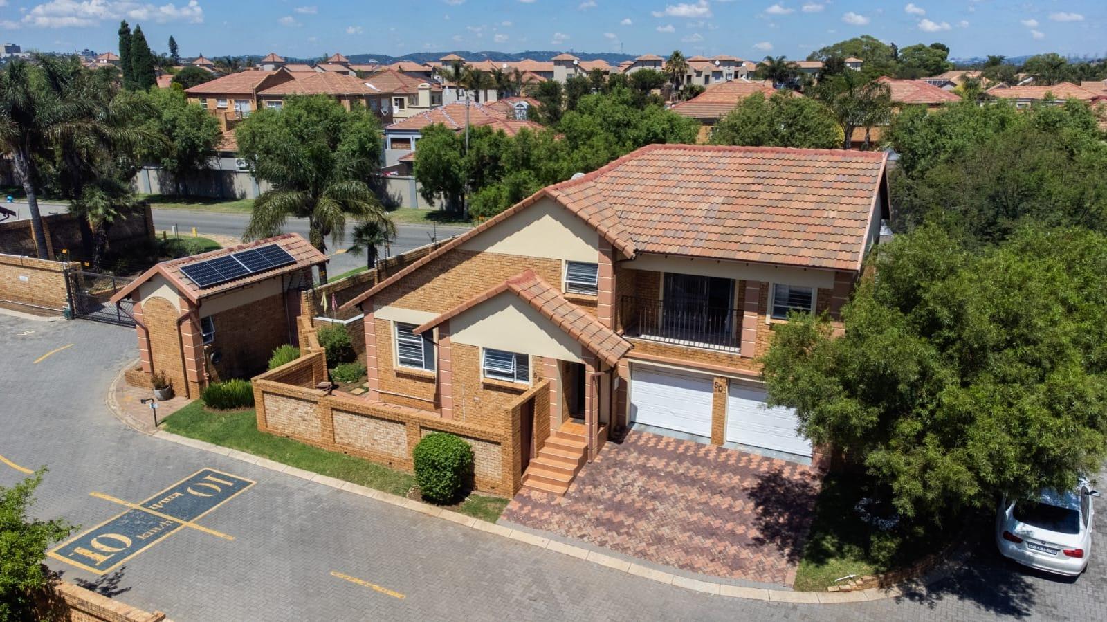 5 Bedroom House in Edenglen