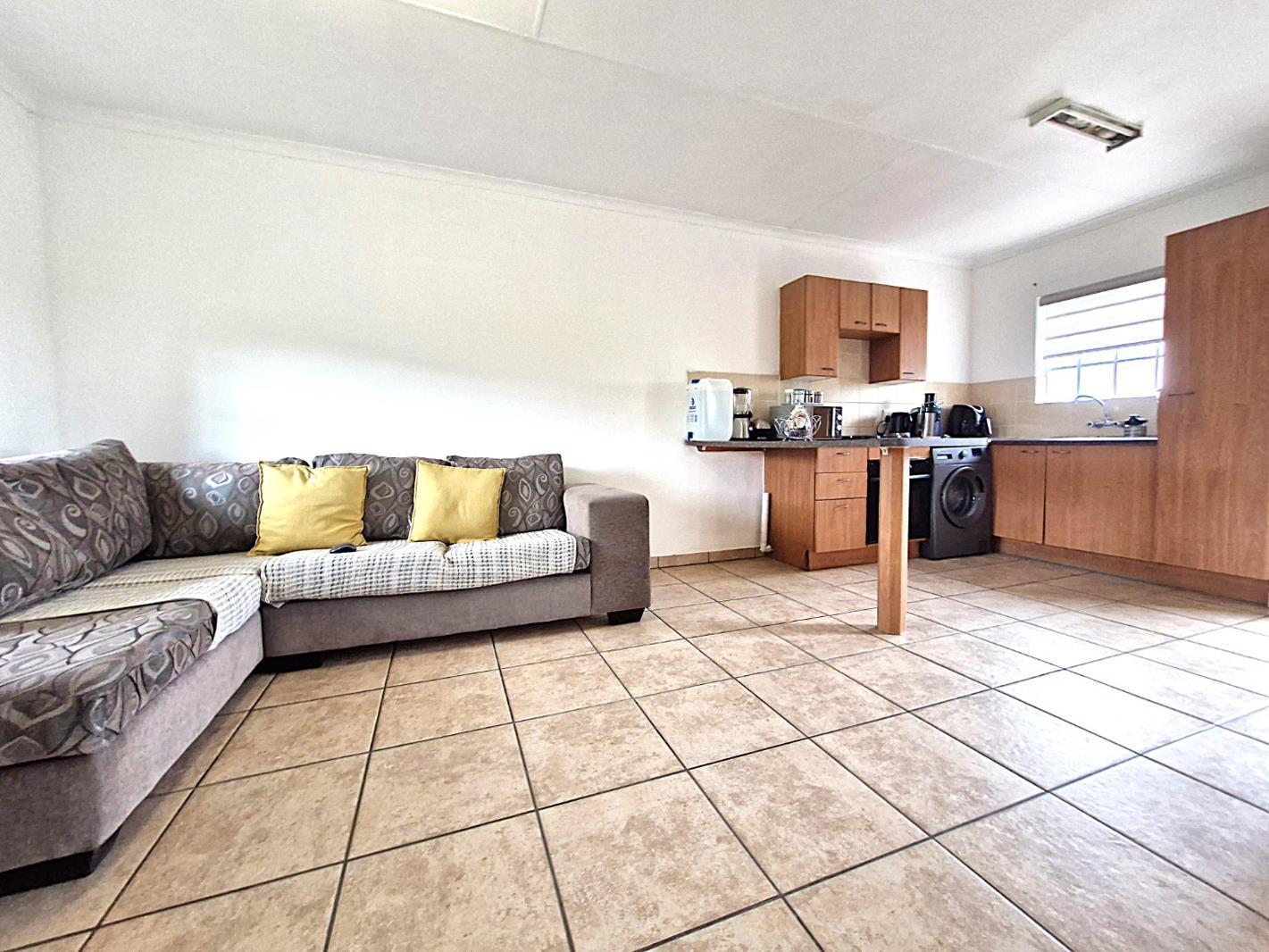 2 Bedroom Townhouse in Kosmosdal