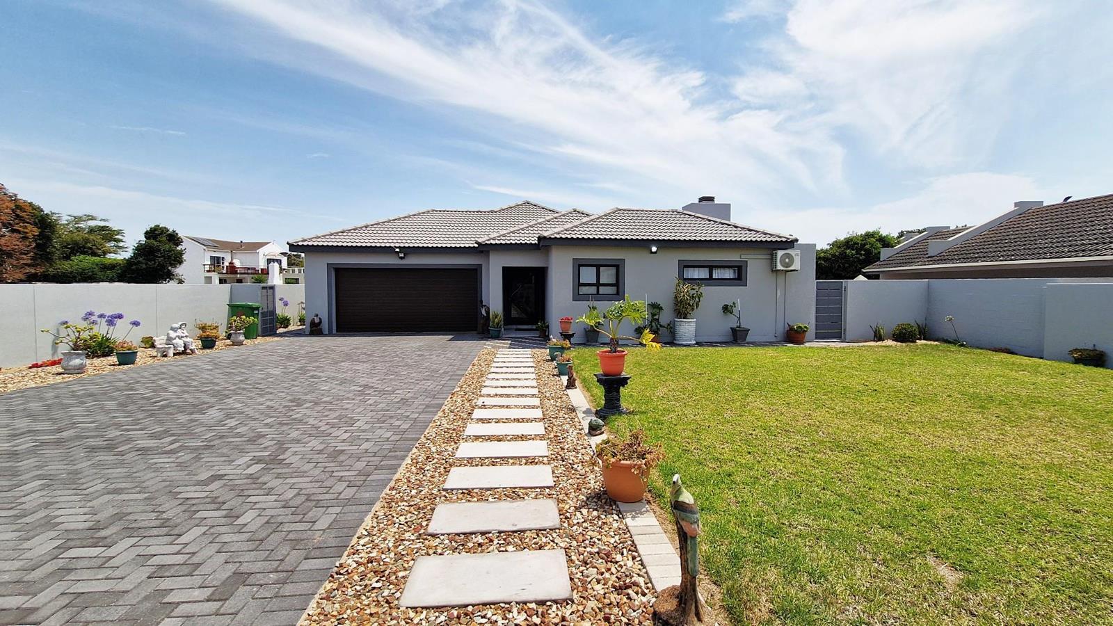 3 Bedroom House in Country Club