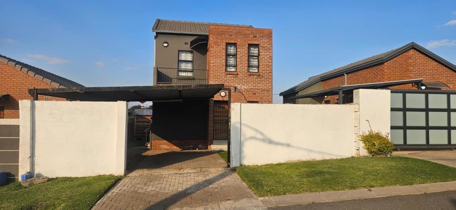 2 Bedroom House in South Hills