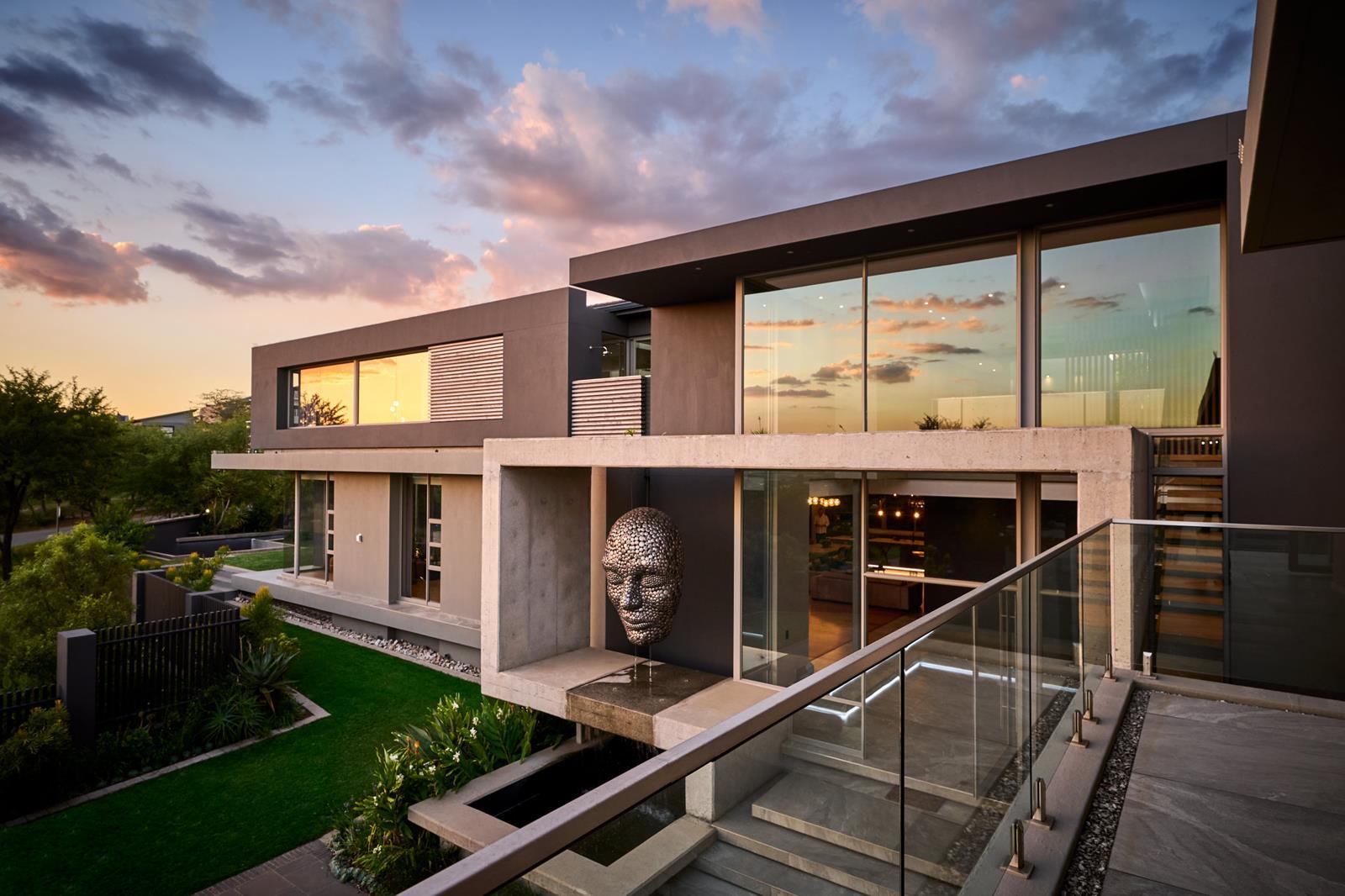 4 Bedroom House in Waterfall Country Estate