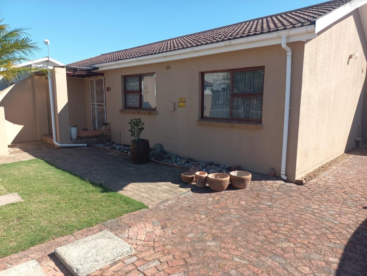 3 Bedroom House in Langeberg Ridge