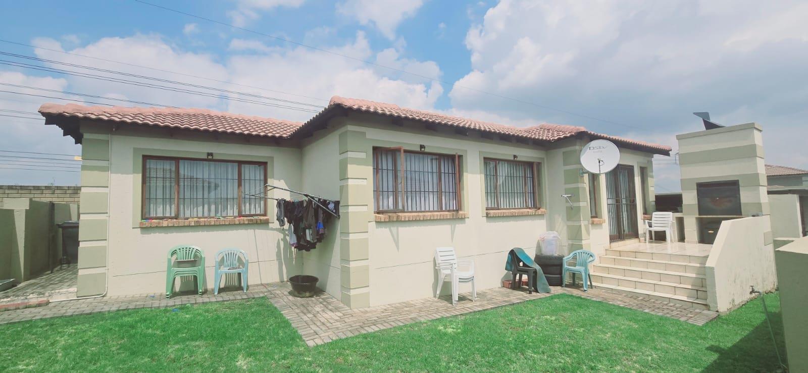 3 Bedroom House in The Reeds