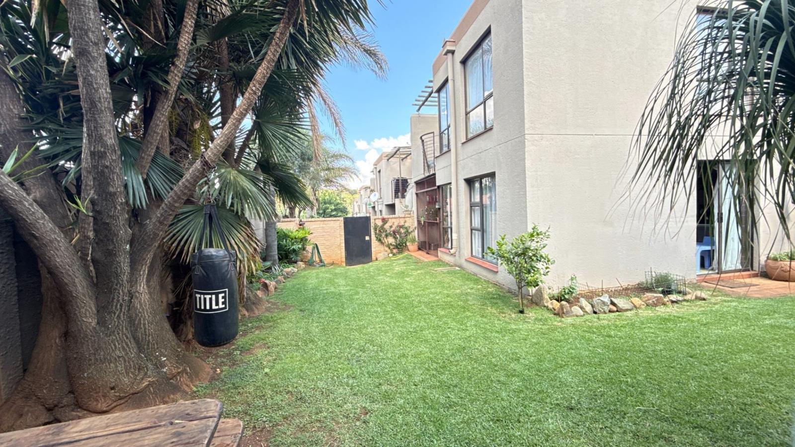 2 Bedroom Townhouse in Glenvista