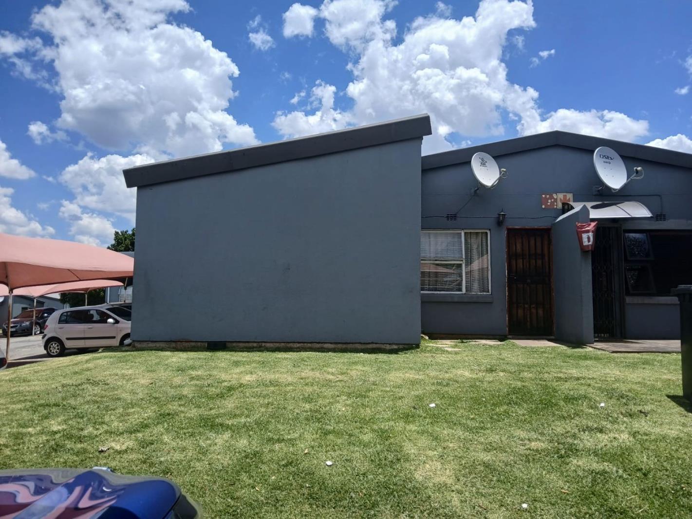 3 Bedroom Apartment in Naturena
