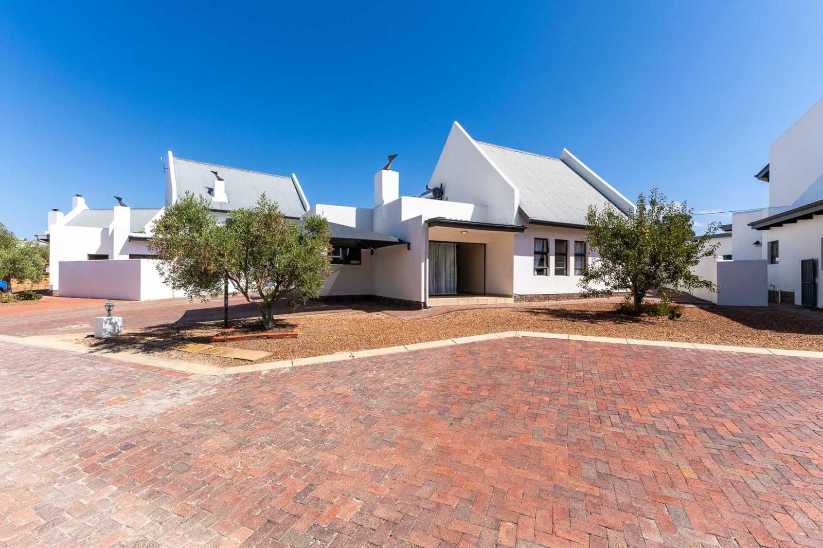 4 Bedroom Townhouse in Bot River
