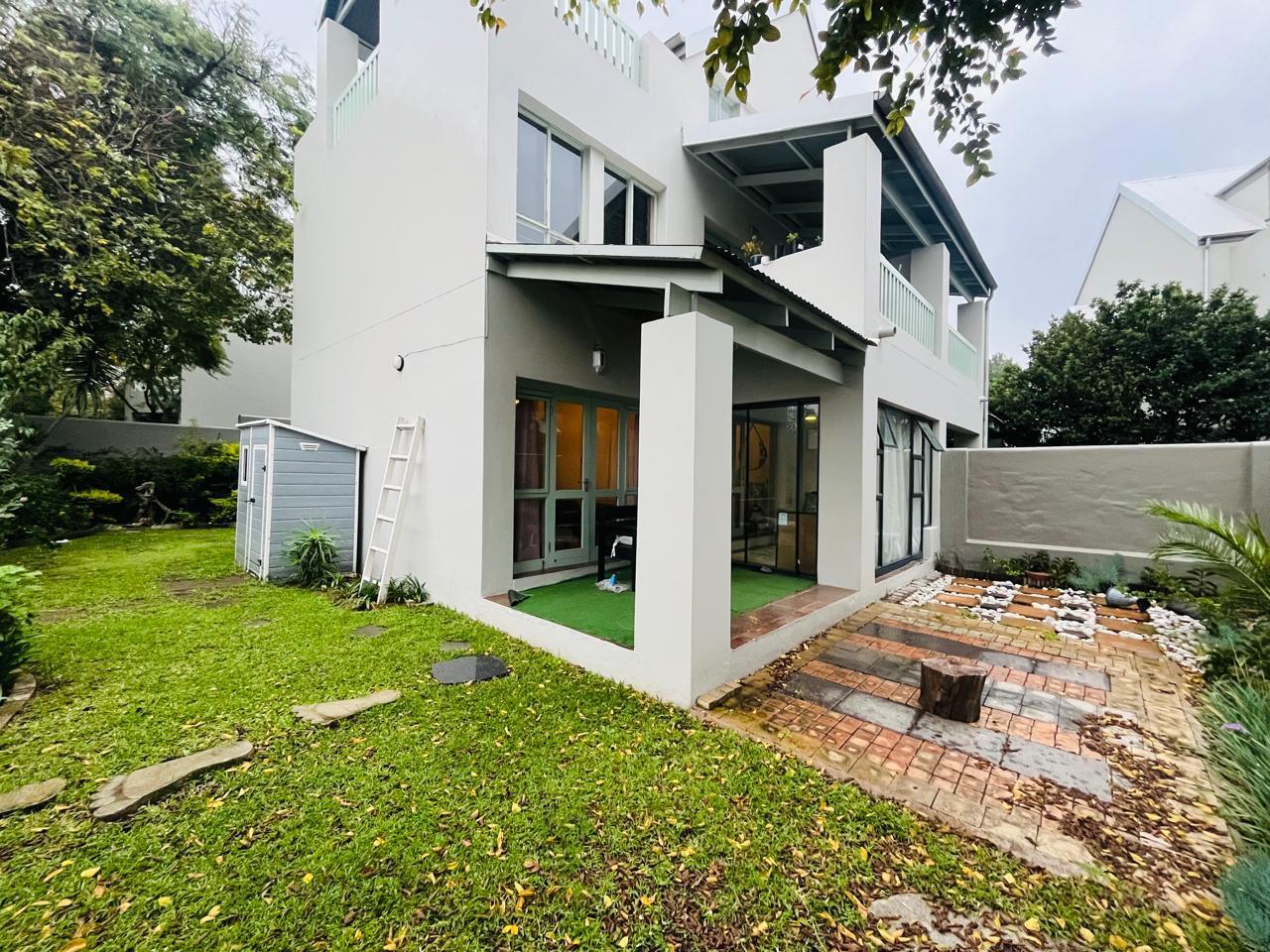 1 Bedroom Apartment in Fourways