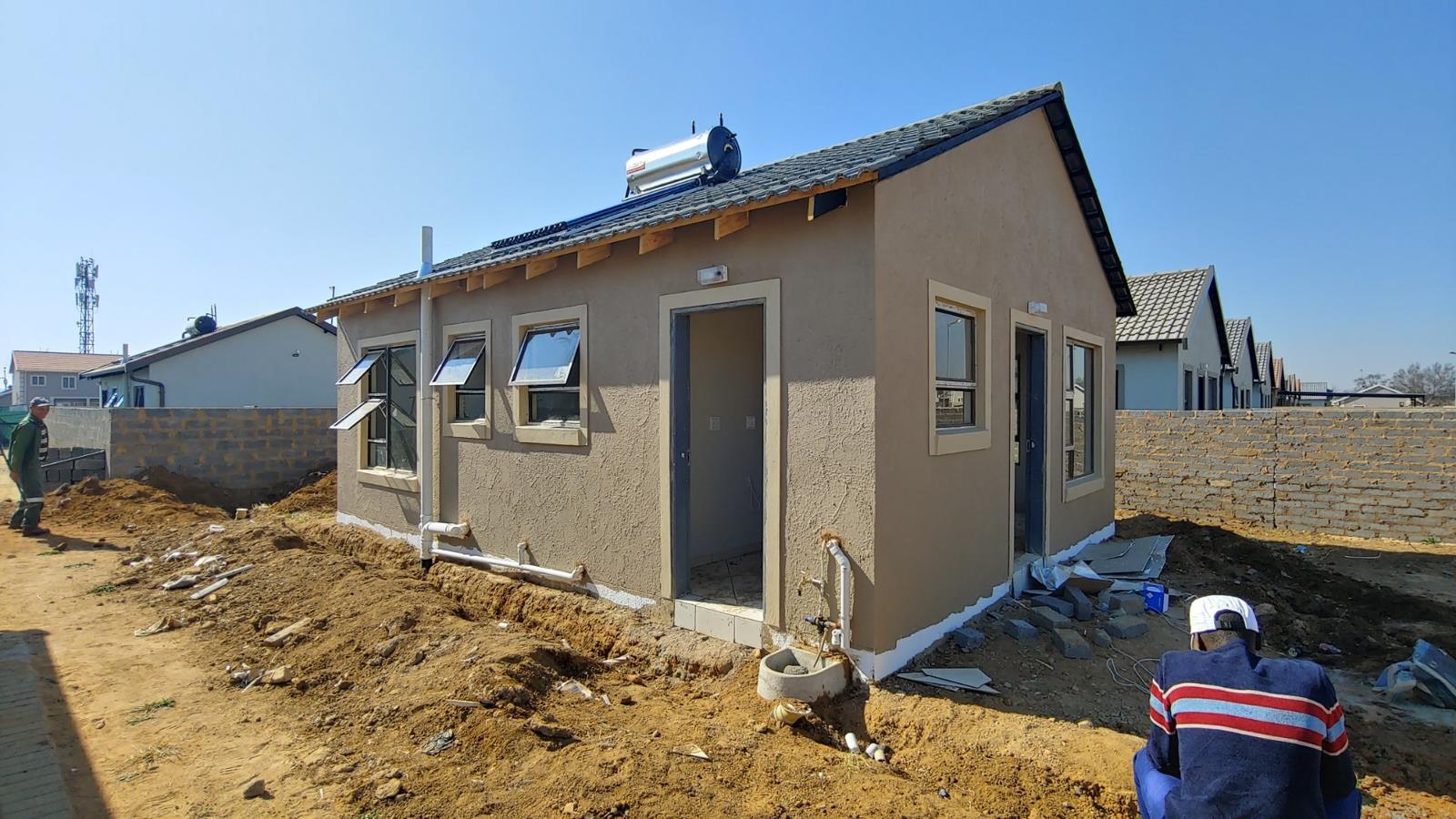 2 Bedroom House in Windmill Park