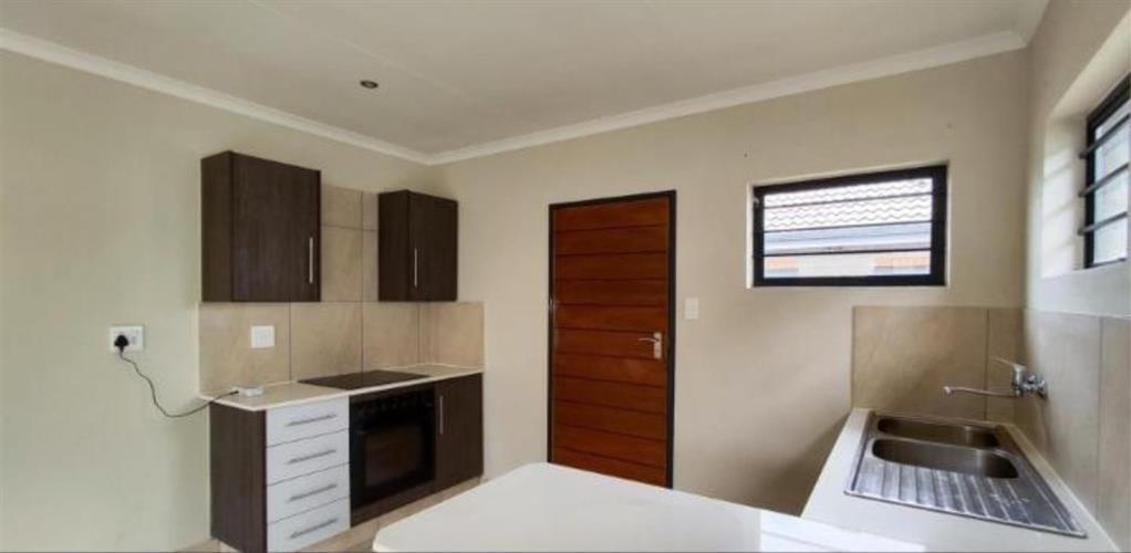 3 Bedroom House in Albertsdal