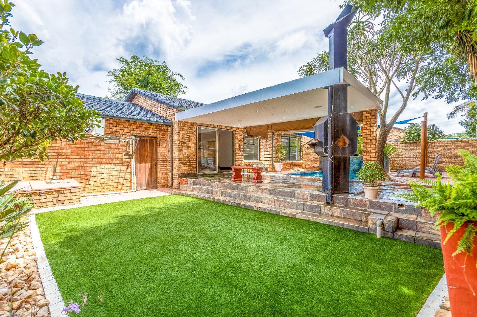 2 Bedroom Townhouse in Randpark Ridge