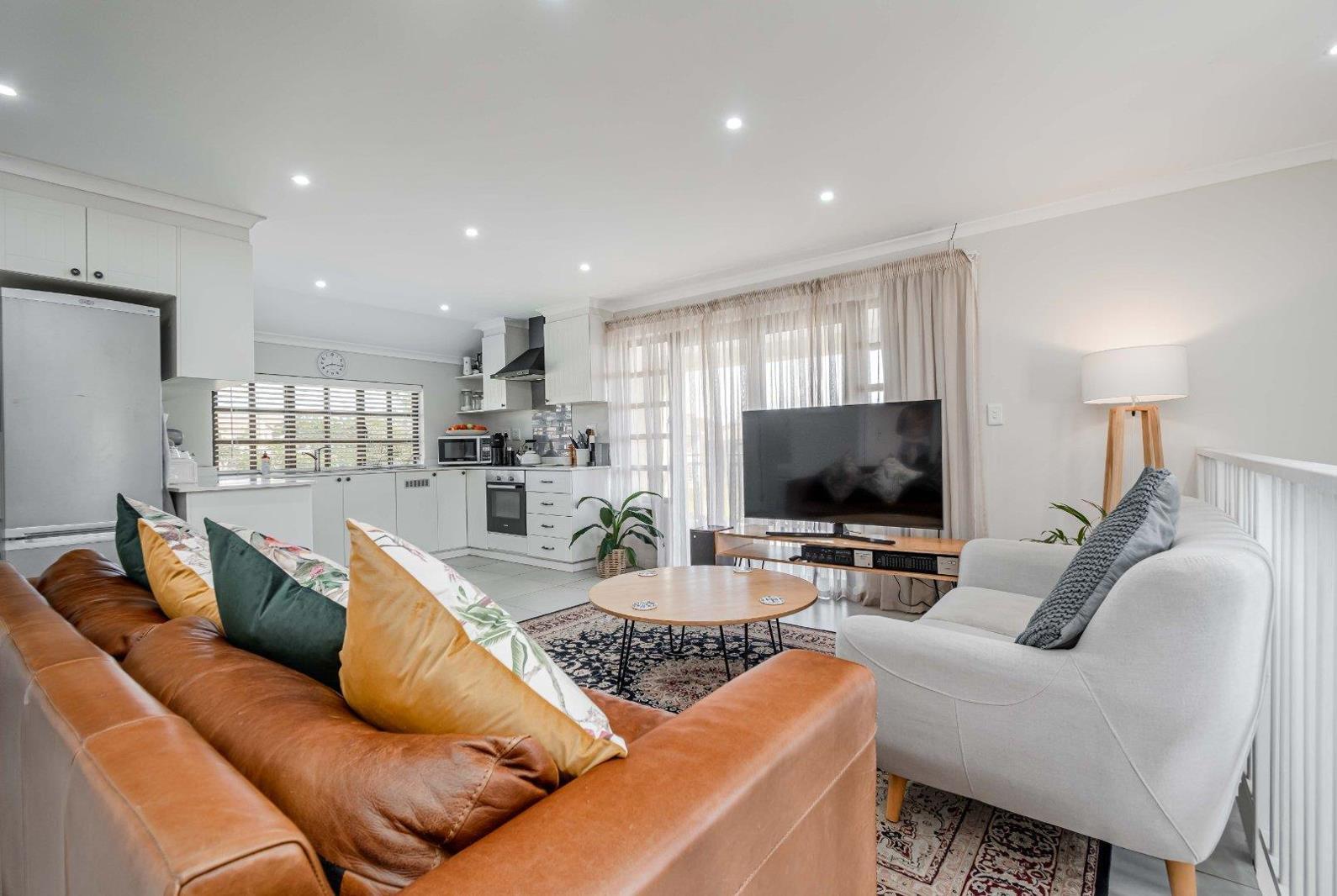 2 Bedroom Apartment in Hillcrest Central