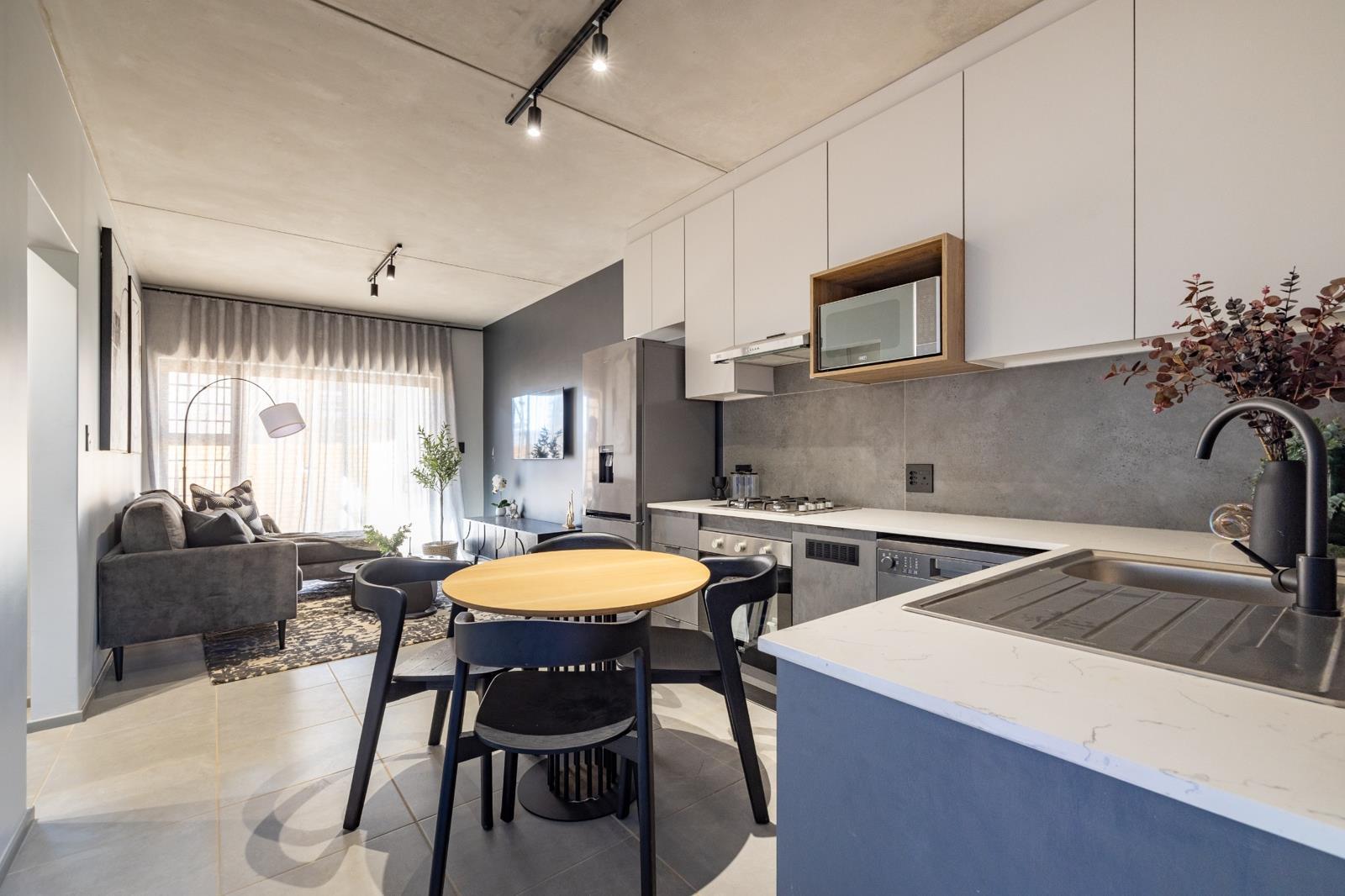 2 Bedroom Apartment in Waterkloof Glen