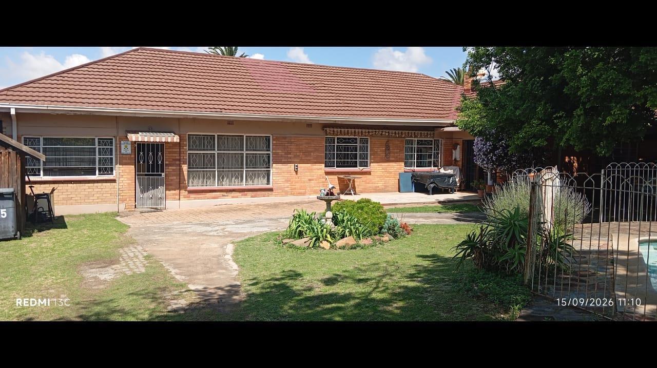 6 Bedroom House in Plantation