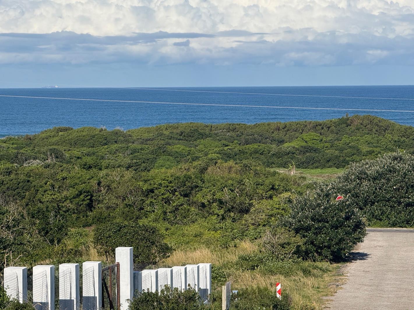 1 999 m² Land available in Cannon Rocks