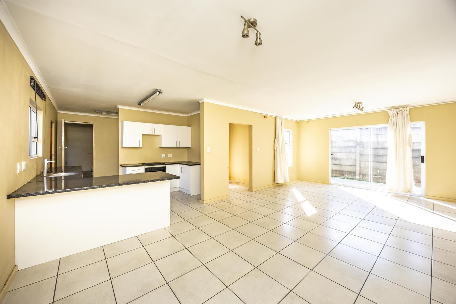 4 Bedroom Townhouse in Cambridge West