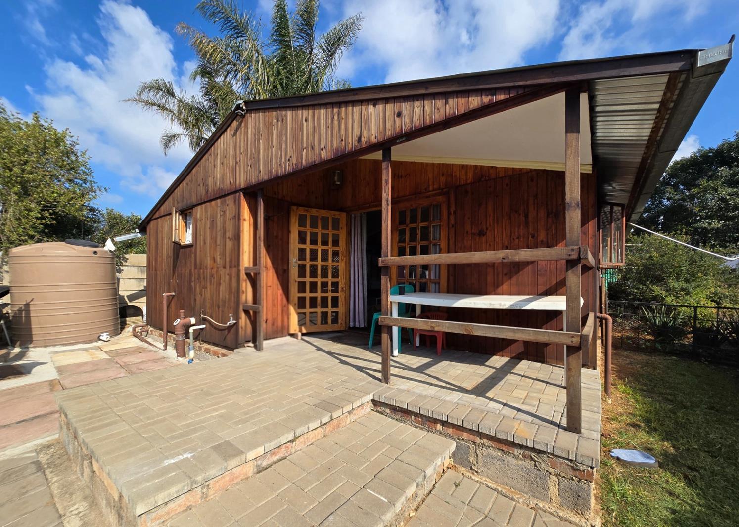 2 Bedroom Townhouse in Atlasville