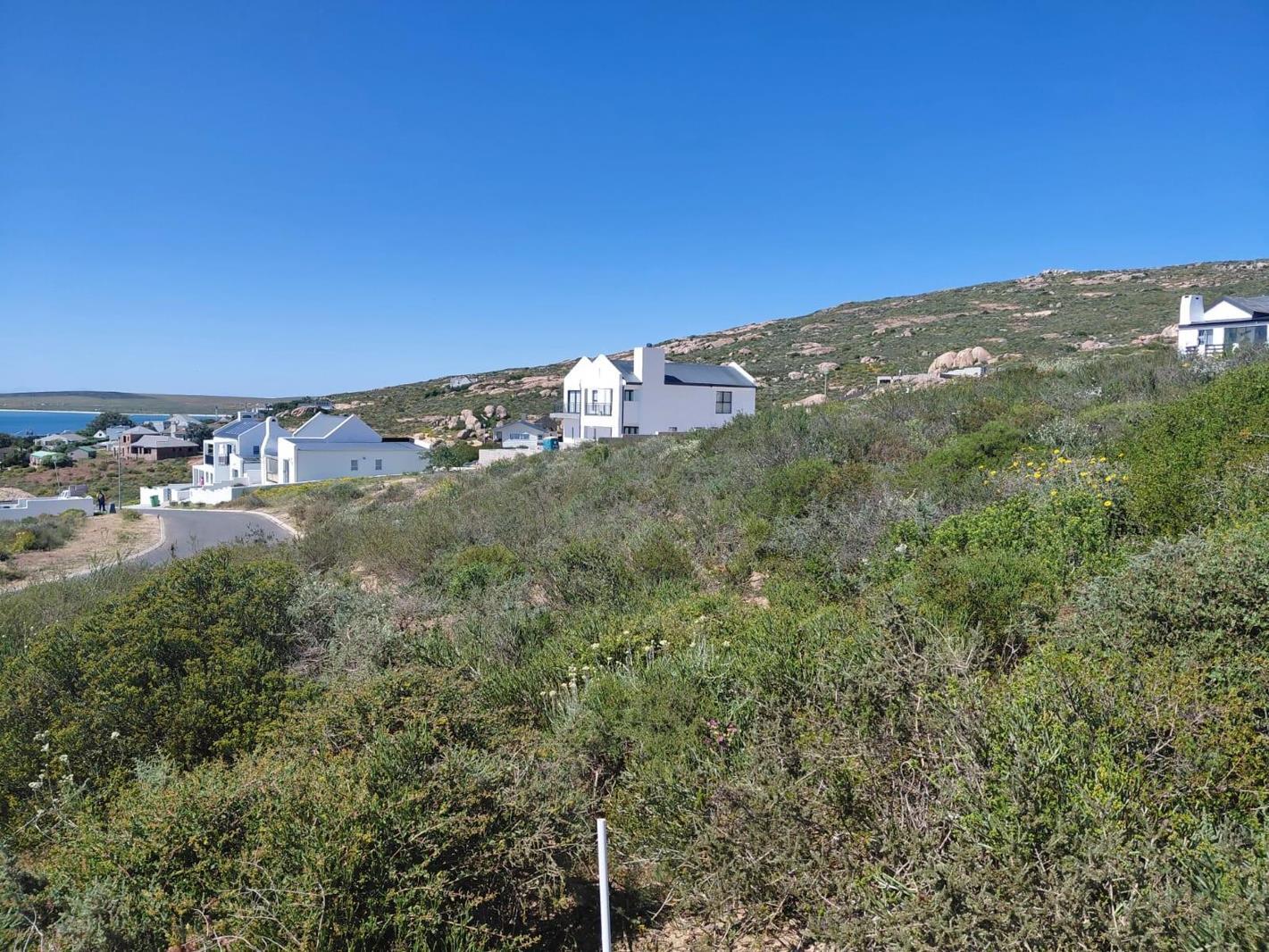 458 m² Land available in St Helena Views