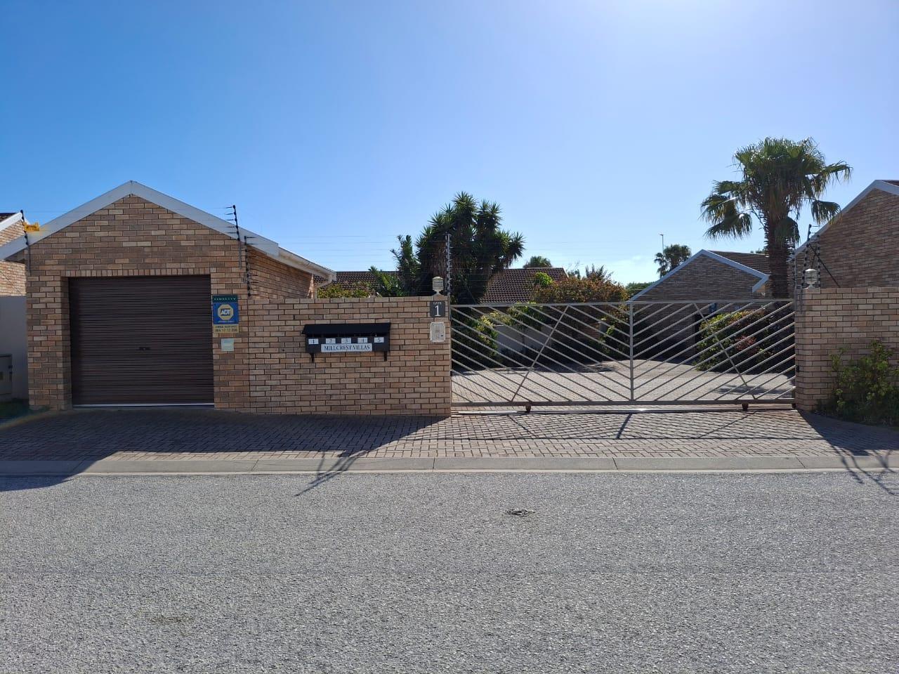 3 Bedroom Townhouse in Summerstrand