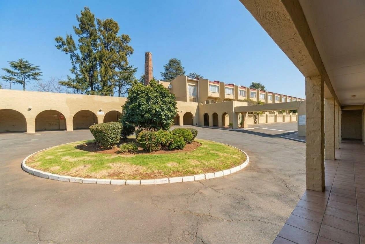 2 Bedroom Townhouse in Blackheath