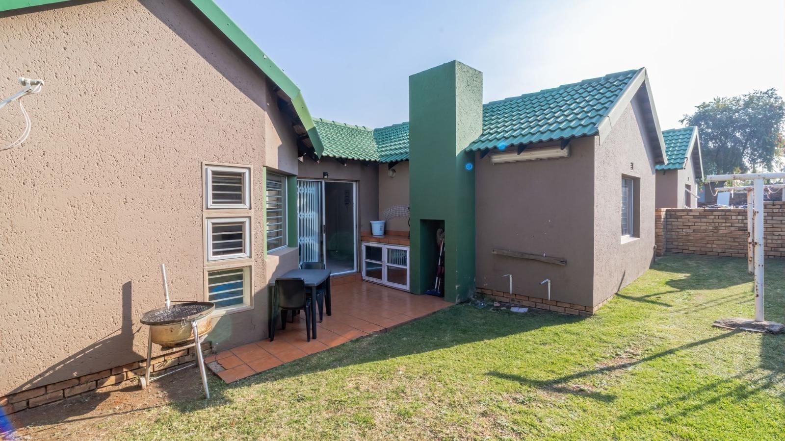 3 Bedroom Townhouse in Winchester Hills