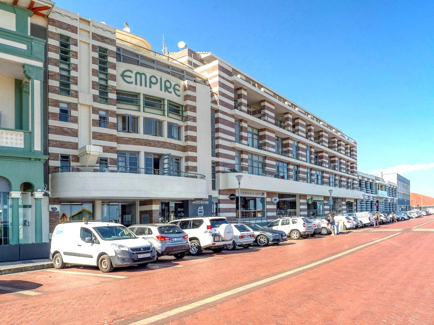 2 Bedroom Apartment in Muizenberg