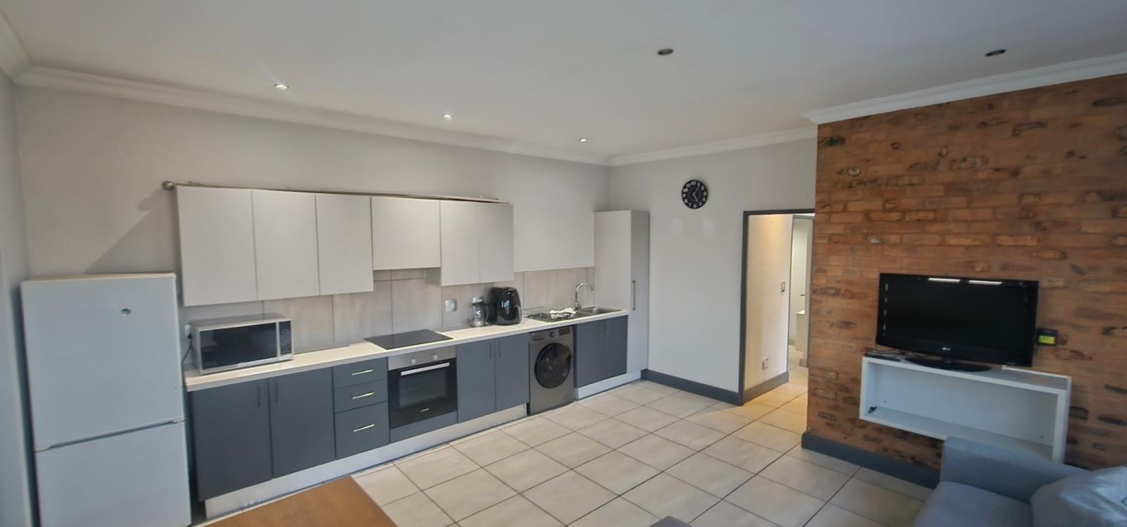1 Bedroom Apartment in Menlo Park