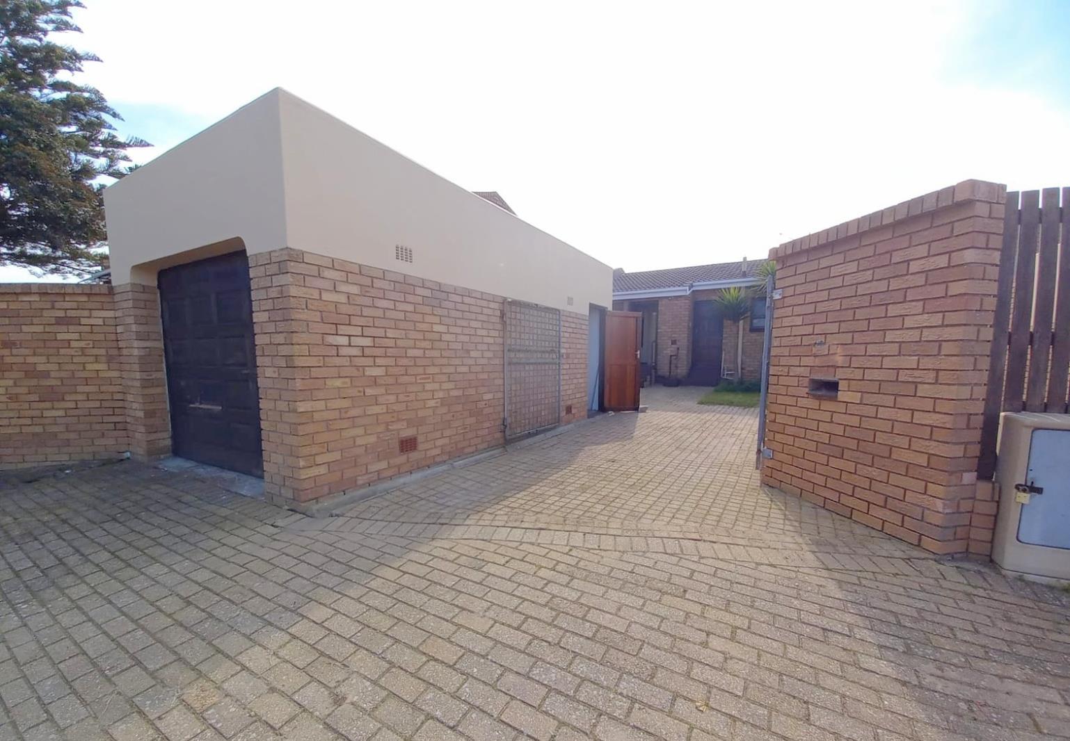 2 Bedroom Townhouse in Linkside