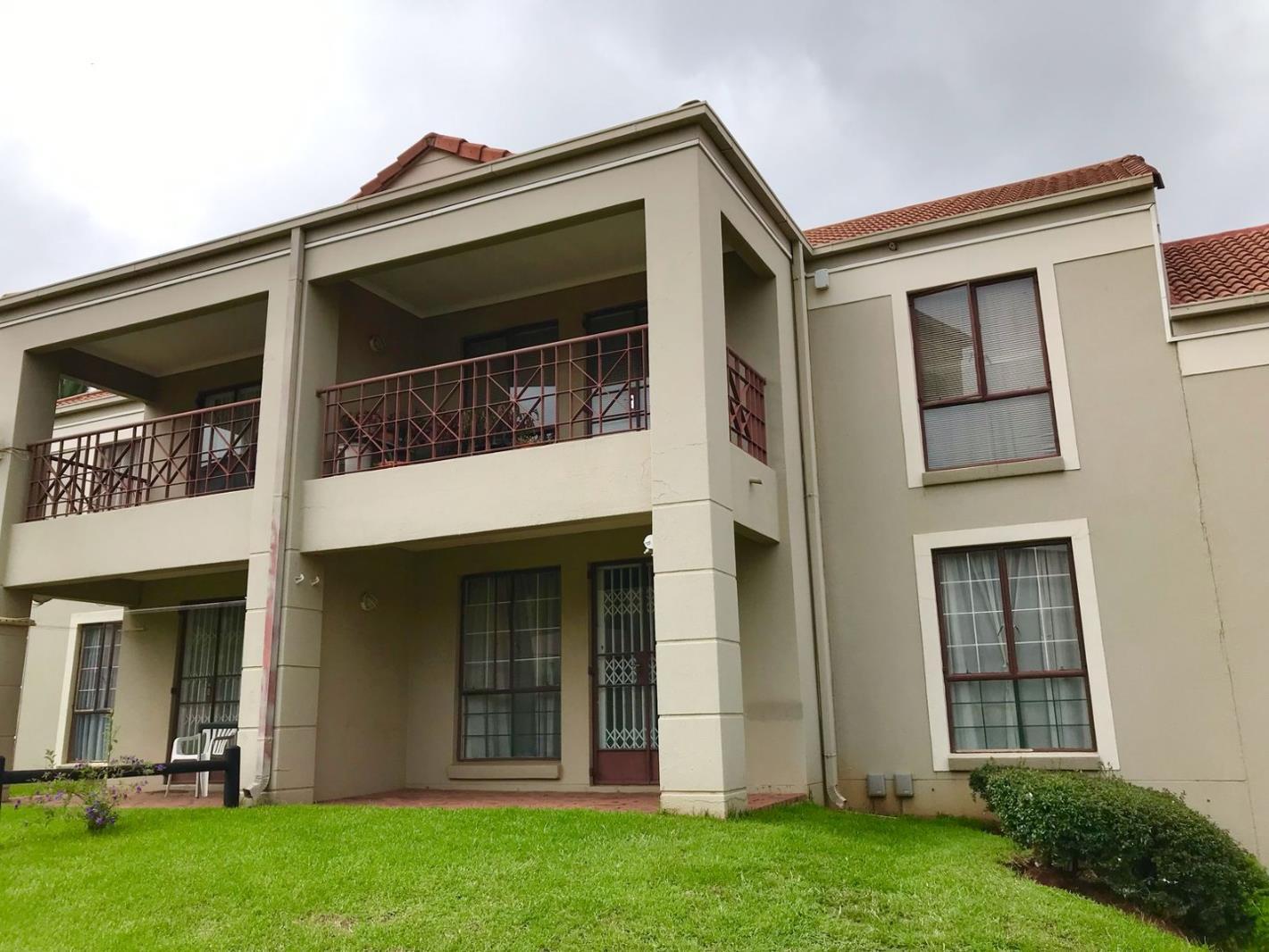 2 Bedroom Townhouse in Oakdene