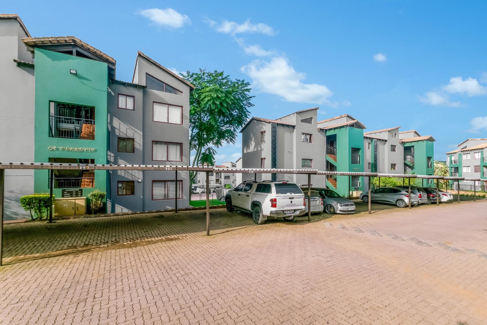 2 Bedroom Apartment in Honeydew