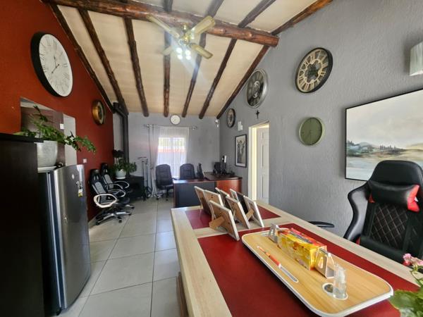 3 Bedroom House in Brackendowns