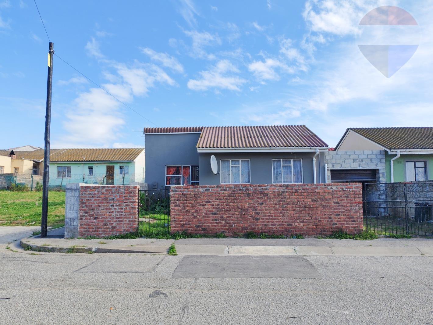 2 Bedroom House in Booysen Park