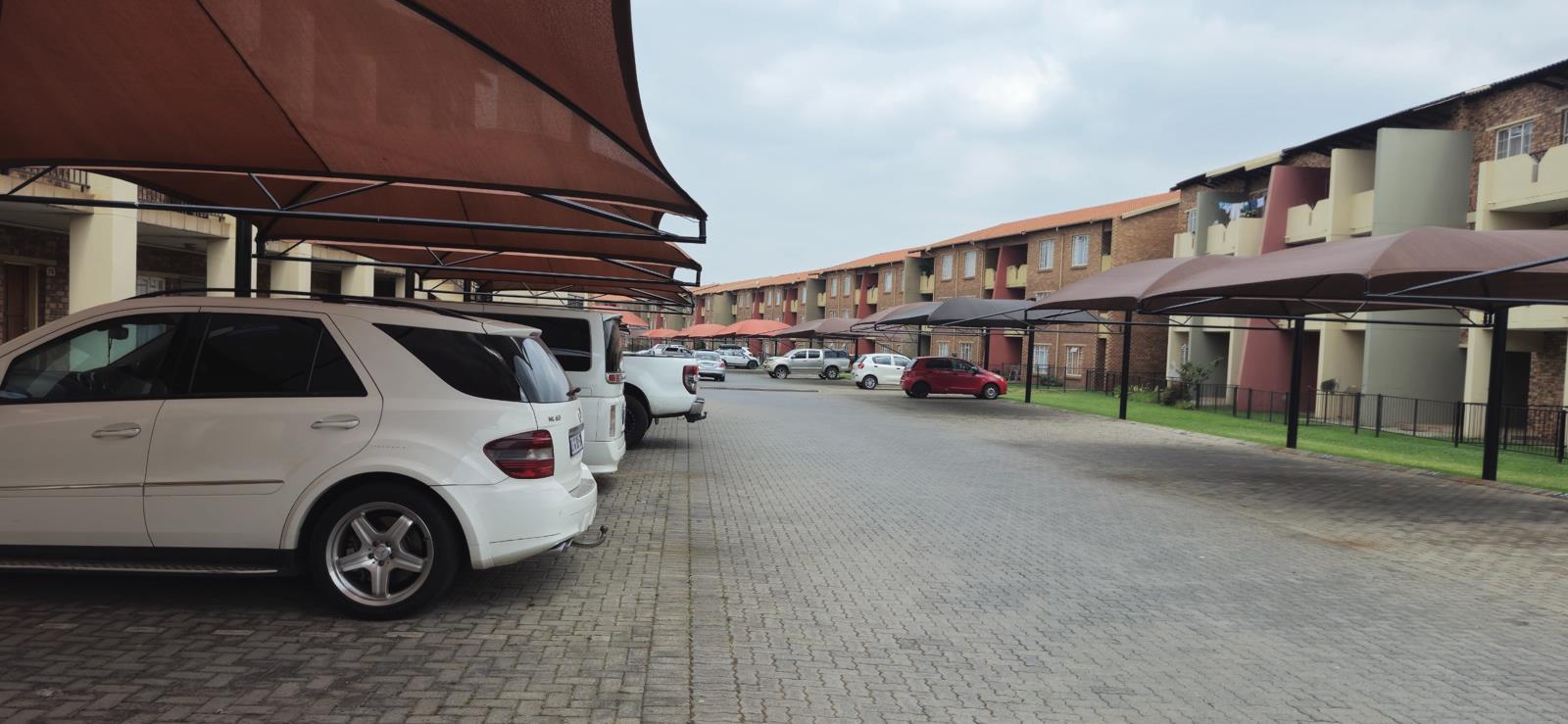 2 Bedroom Apartment in Comet