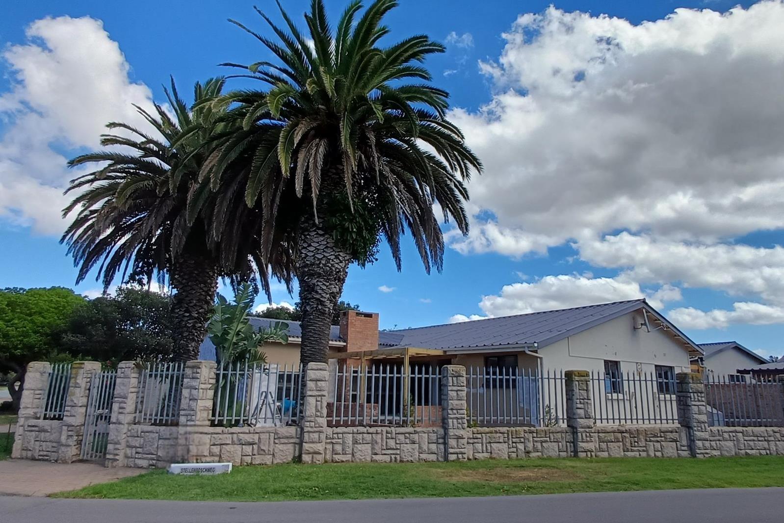 3 Bedroom House in Hartenbos