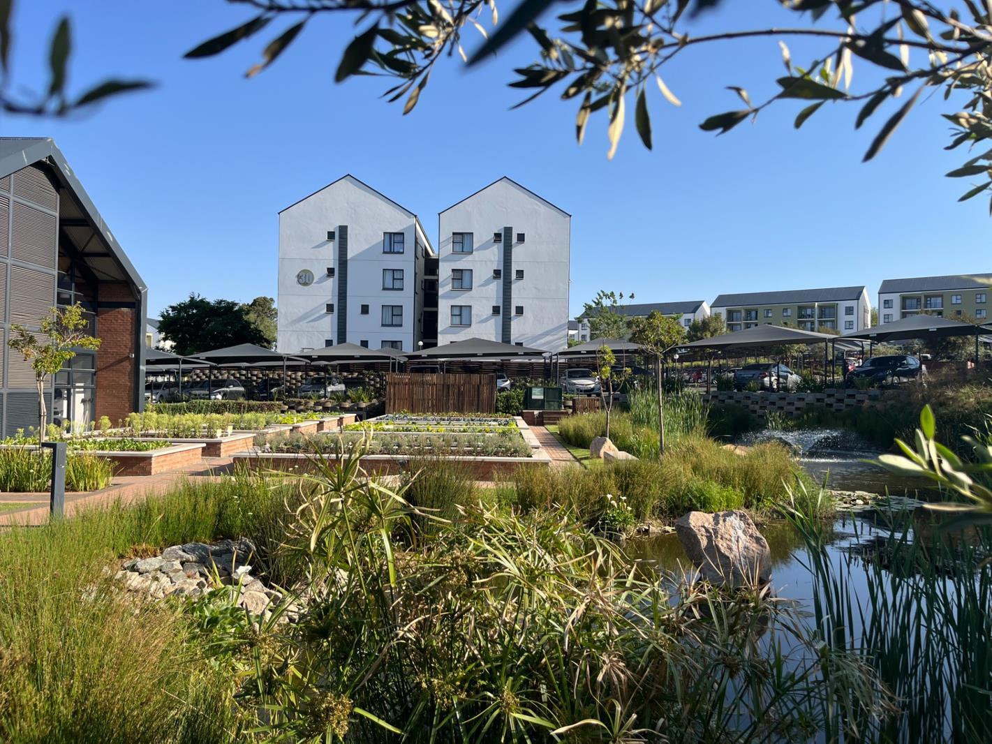 1 Bedroom Apartment in Linbro Park