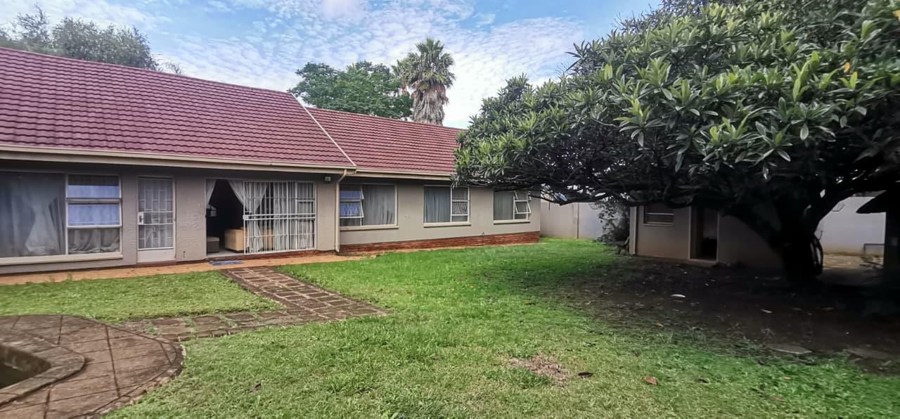4 Bedroom House in Brackenhurst