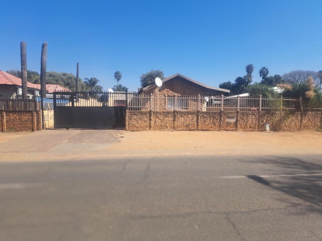 7 Bedroom House in Pretoria North